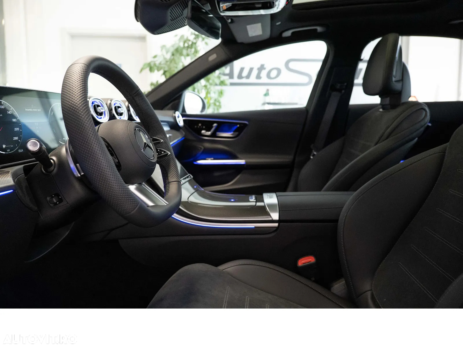 Mercedes-Benz C 300 e 4Matic 9G-TRONIC AMG Line - 16