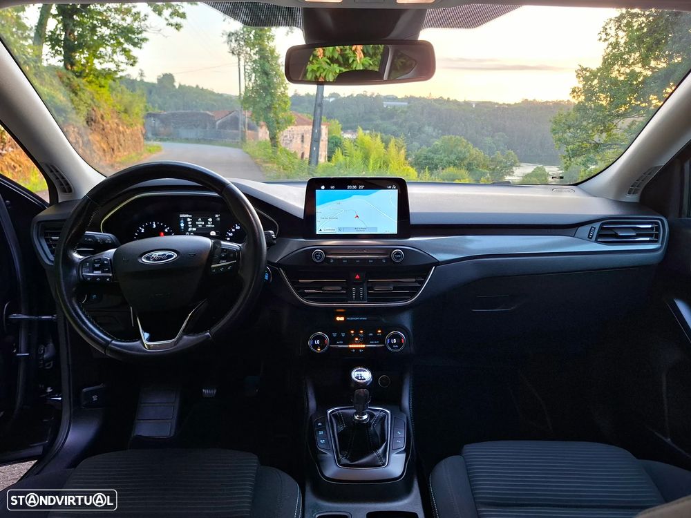 Ford Focus SW 1.5 TDCi EcoBlue Titanium - 8