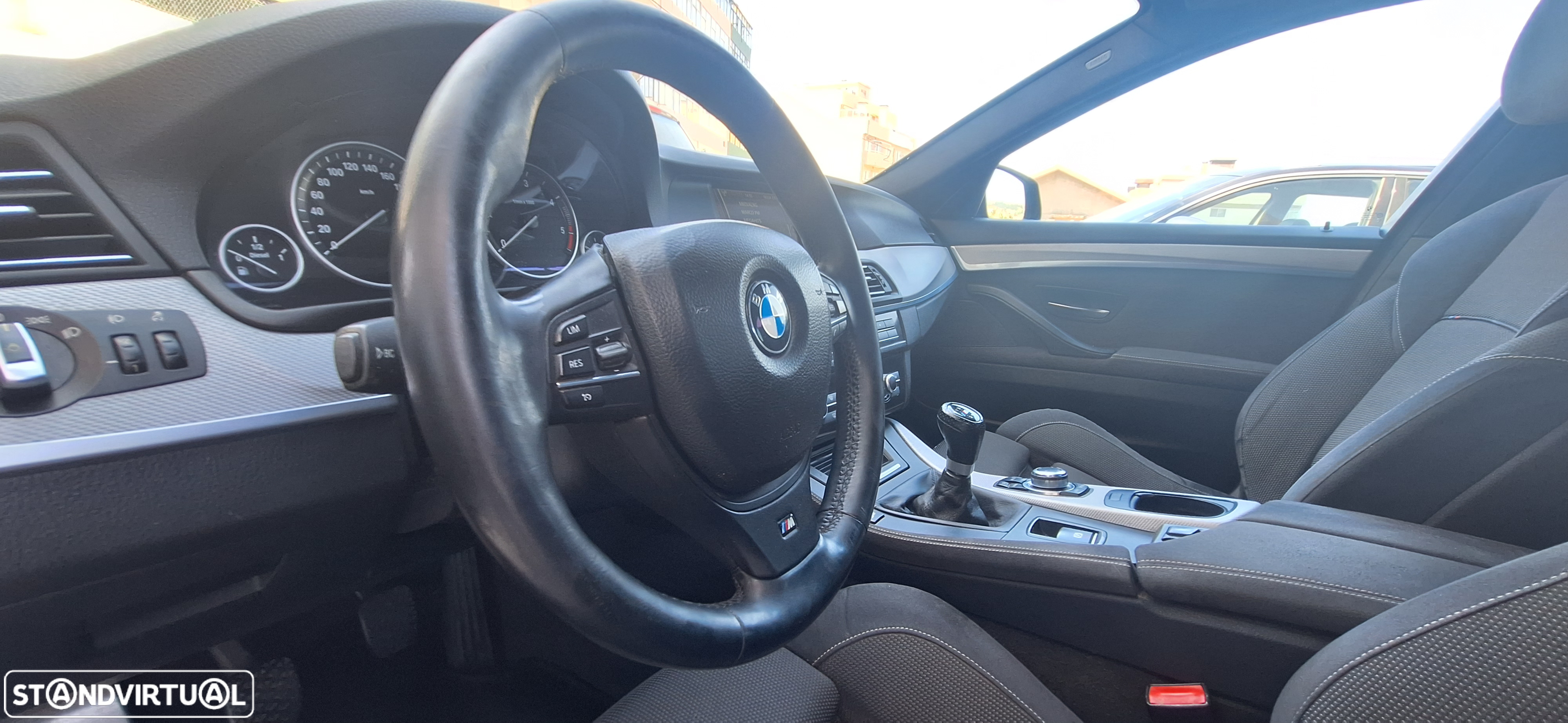 BMW 520 d Pack M - 34