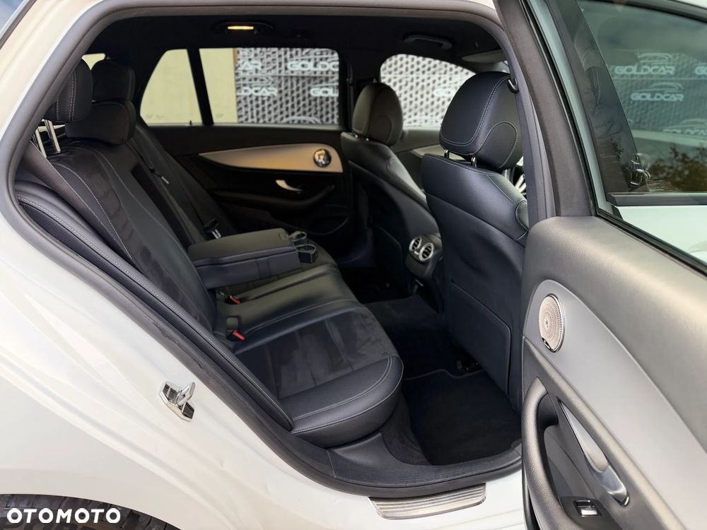 Mercedes-Benz Klasa E 200 d 9G-TRONIC - 19