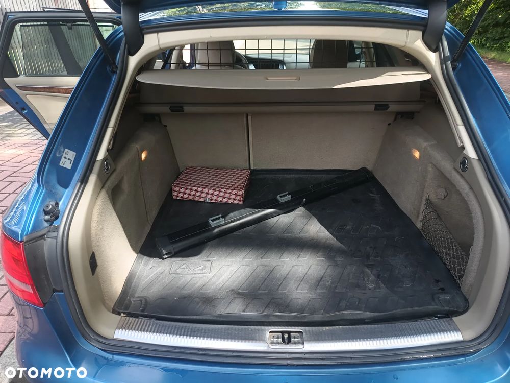 Audi A4 Avant - 26