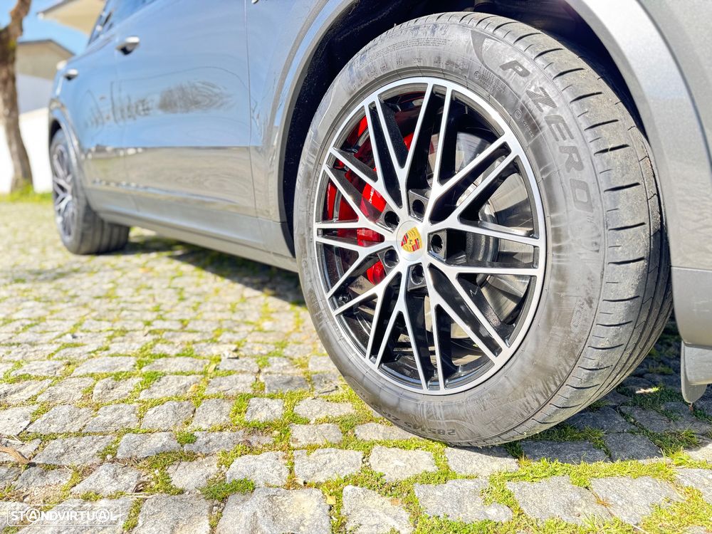 Porsche Cayenne Coupé S E-Hybrid Tiptronic S Black Edition - 22