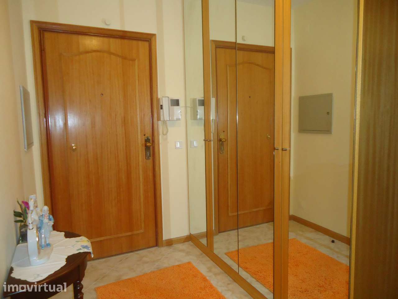 Apartamento T2 com grandes áreas, próximo do Picôto - Mozelos - Grande imagem: 3/14