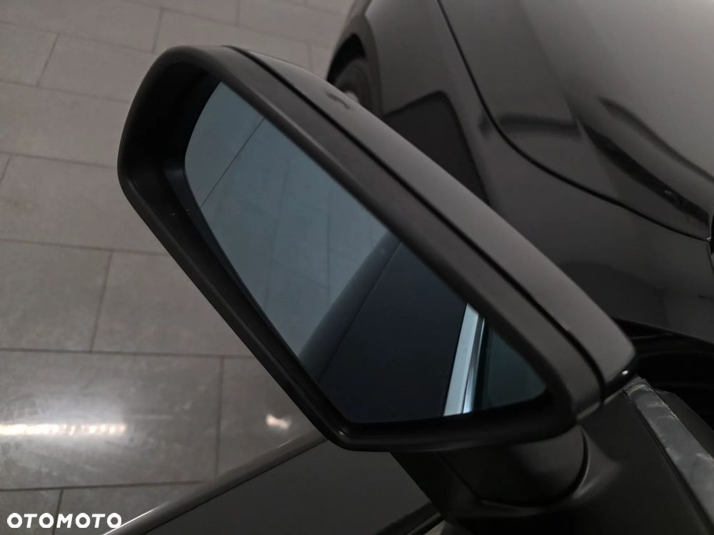 BMW Seria 5 - 25