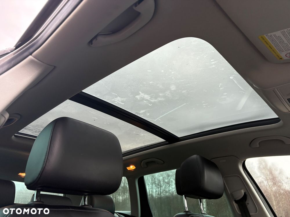 Volkswagen Passat Variant 2.0 TDI DPF DSG Highline - 16