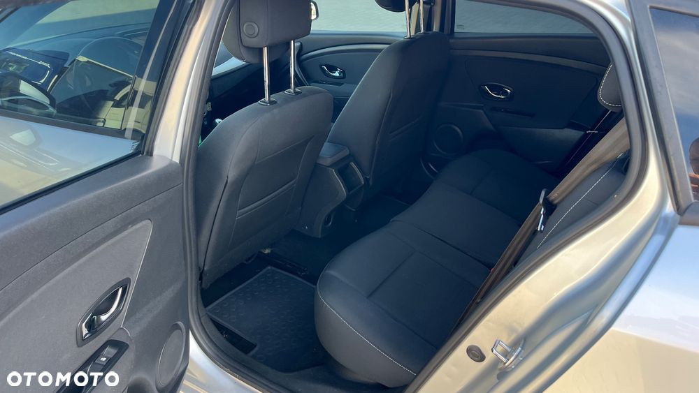 Renault Megane 1.5 dCi Style Edition - 9