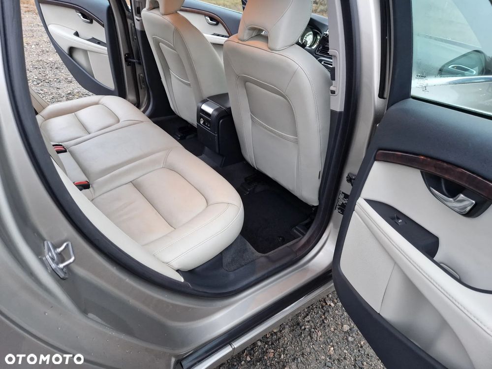 Volvo V70 D4 Momentum - 18