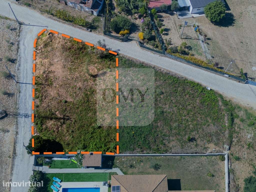 Dois terrenos para construção de moradias em Bustelo, Vila Real - Grande imagem: 4/12