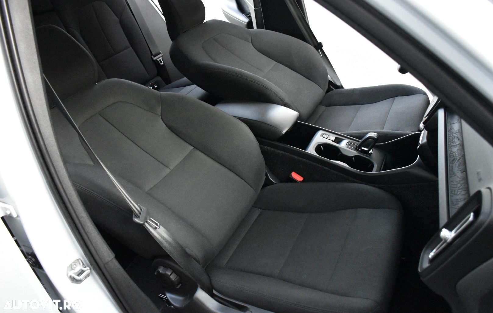 Volvo XC 40 D3 Momentum - 19