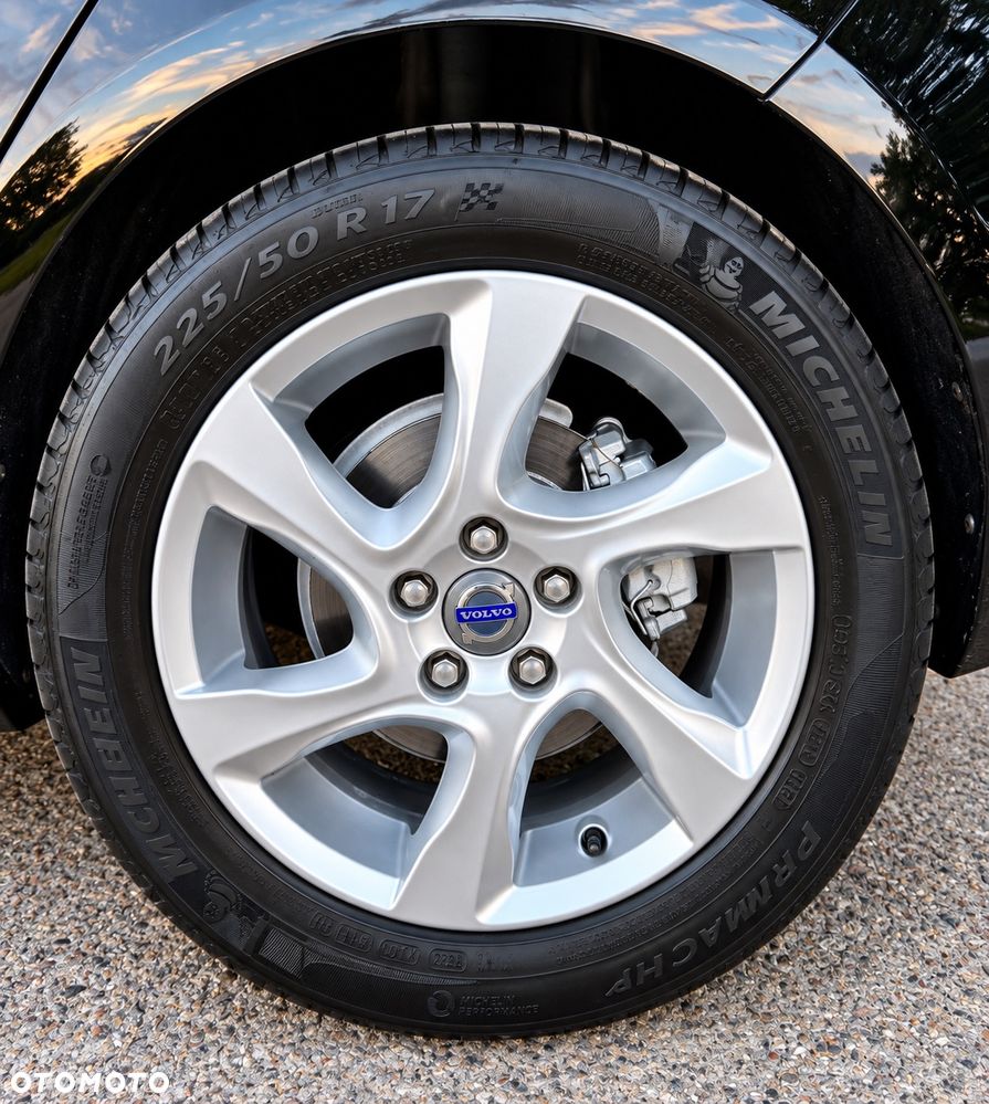 Volvo V40 D3 Summum - 12