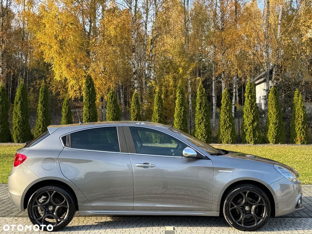 Alfa Romeo Giulietta ver-1-4-tb-sport - 27