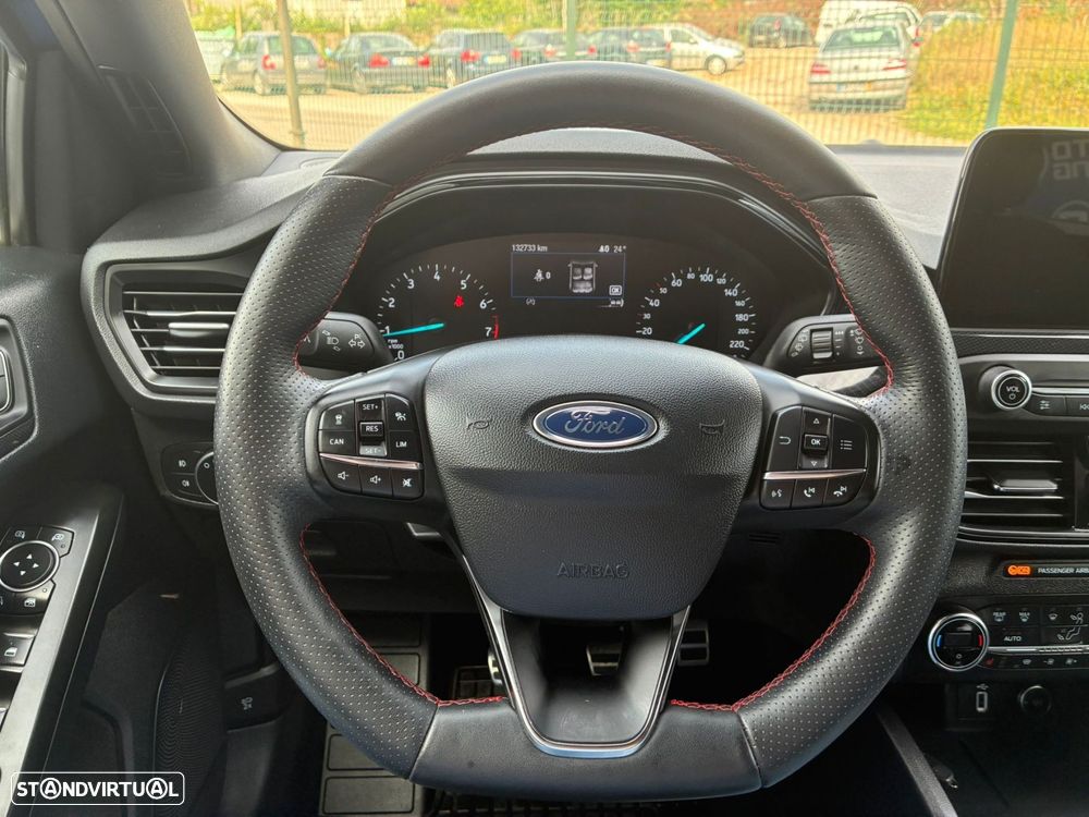 Ford Focus - 23