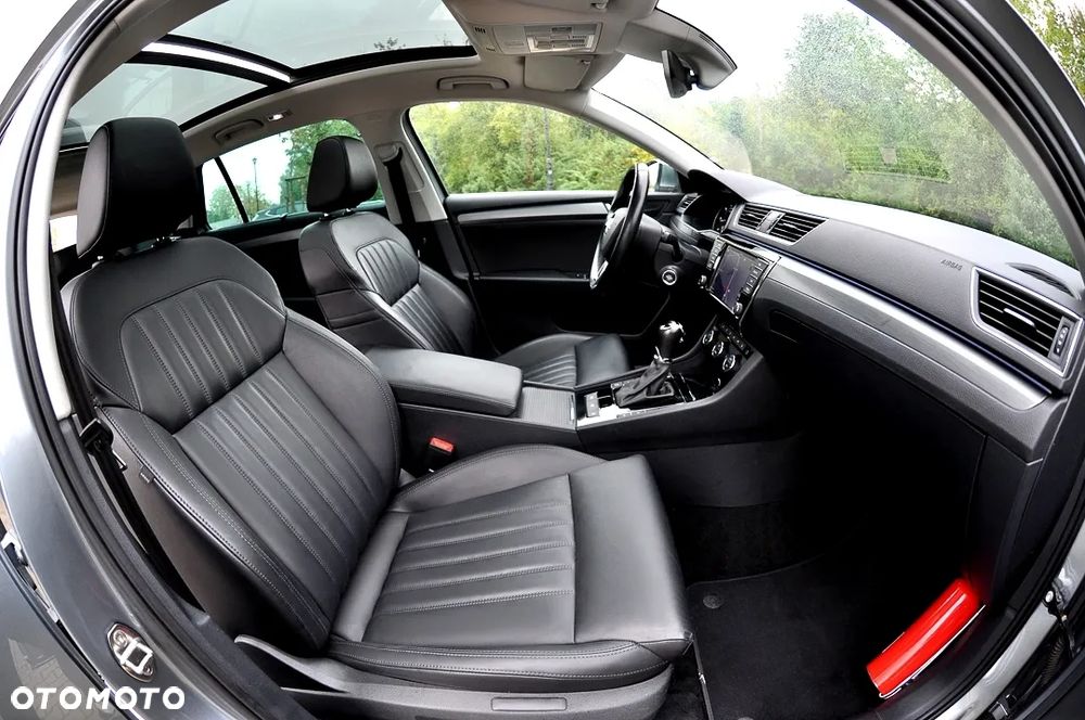 Skoda Superb 2.0 TDI Style DSG - 22