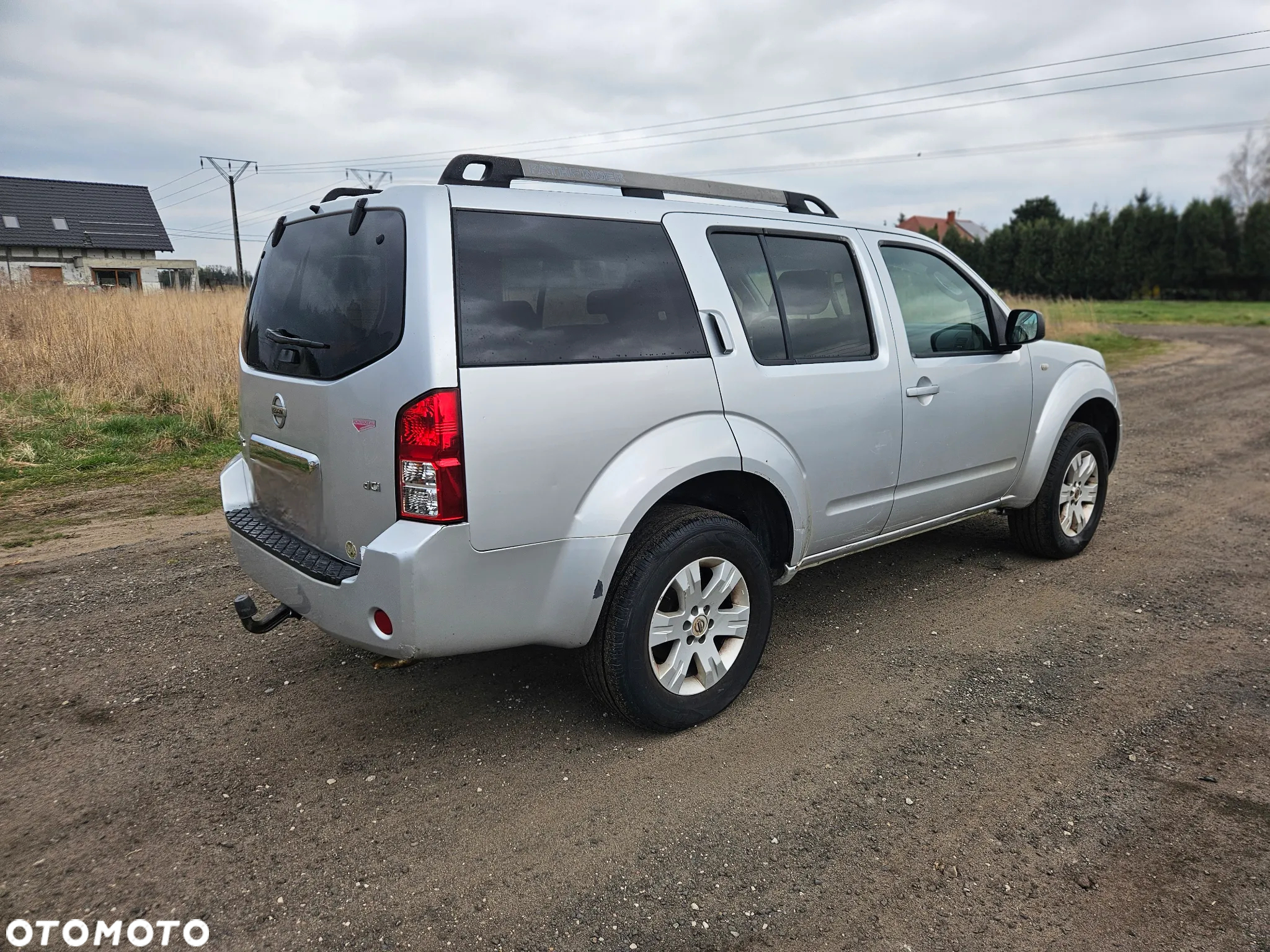 Nissan Pathfinder - 6