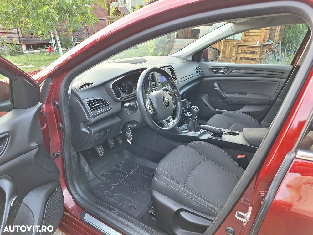 Renault Megane Energy TCe Zen - 16