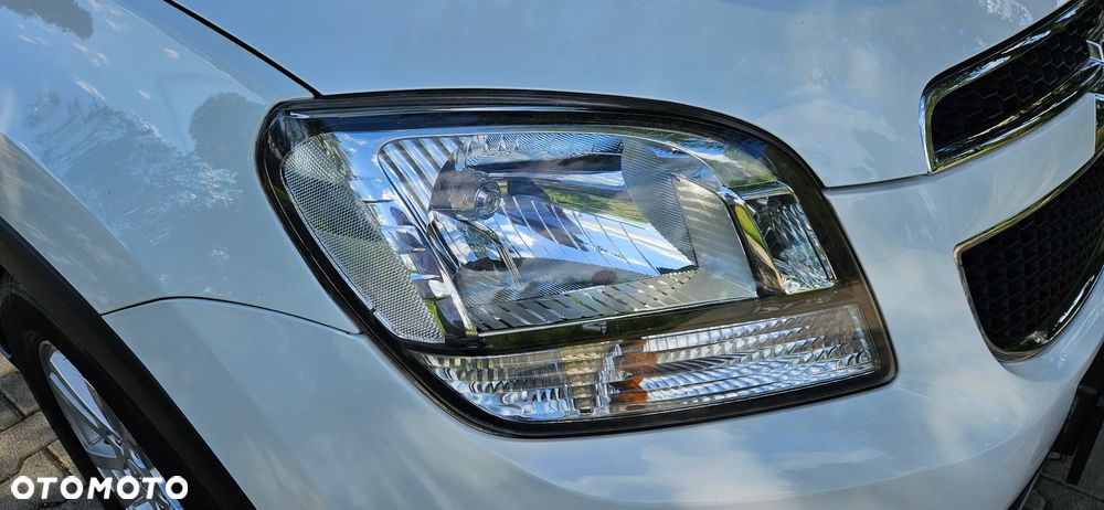 Chevrolet Orlando - 9