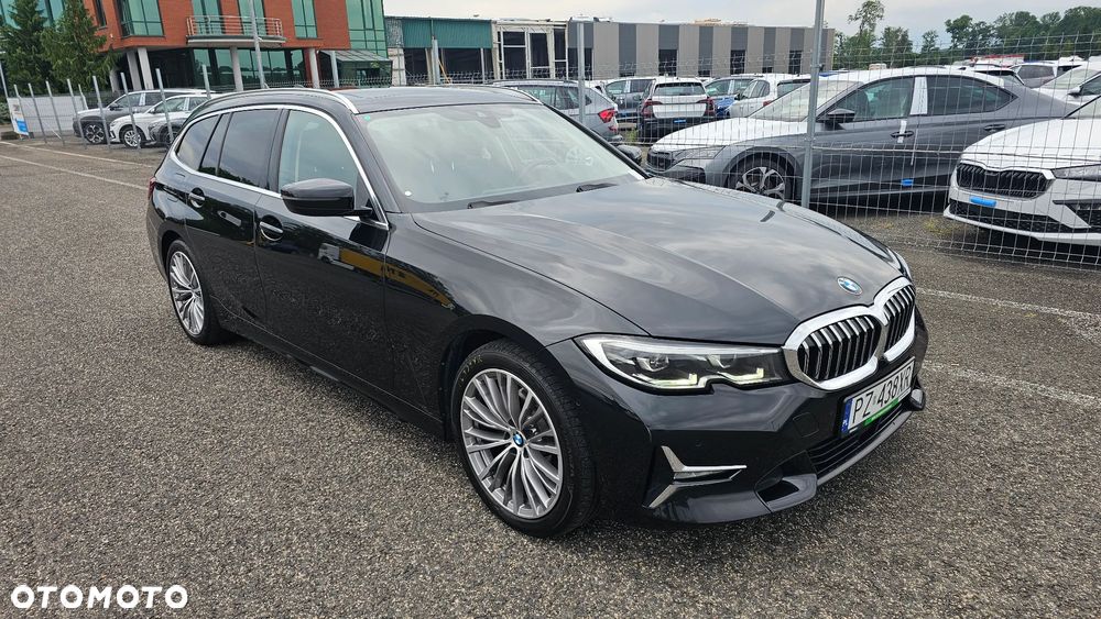 BMW Seria 3 320d xDrive Luxury Line - 3