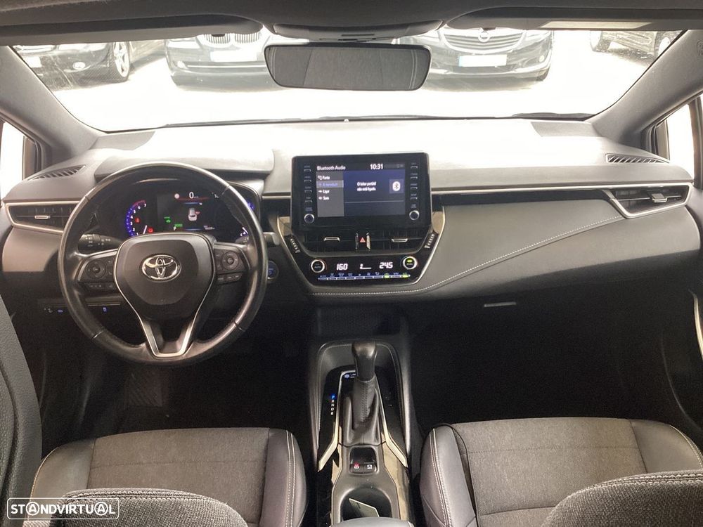Toyota Corolla 1.8 Hybrid Dynamic - 3