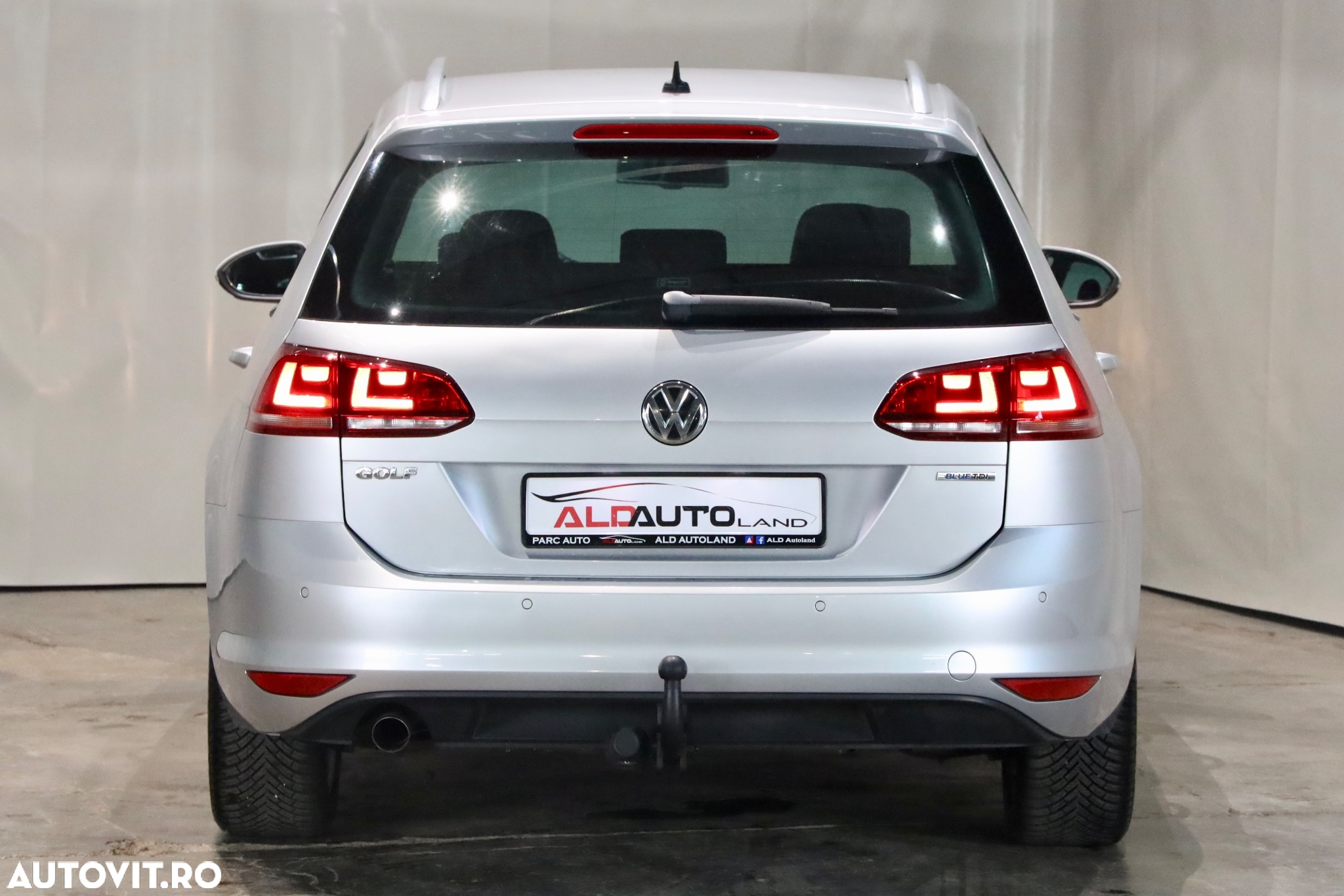 Volkswagen Golf 1.6 BlueTDI DSG Comfortline - 35