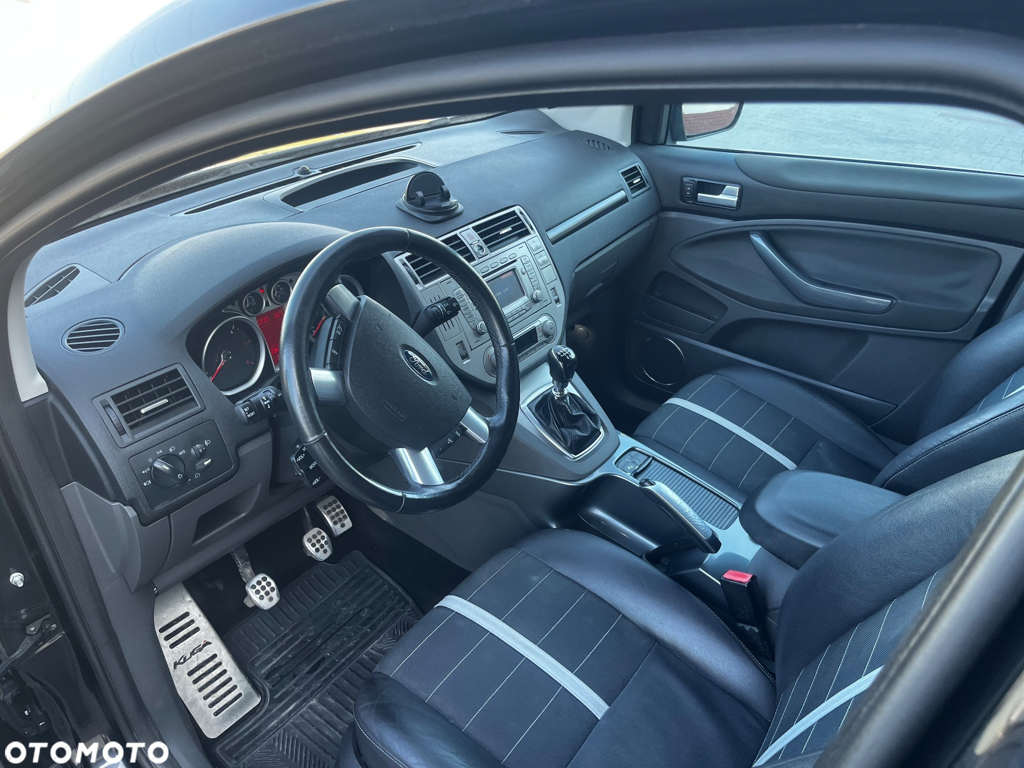 Ford Kuga 2.0 TDCi 4x4 Titanium - 15