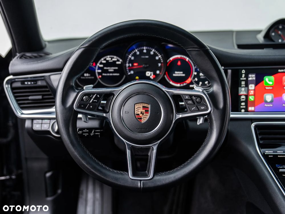 Porsche Panamera - 36