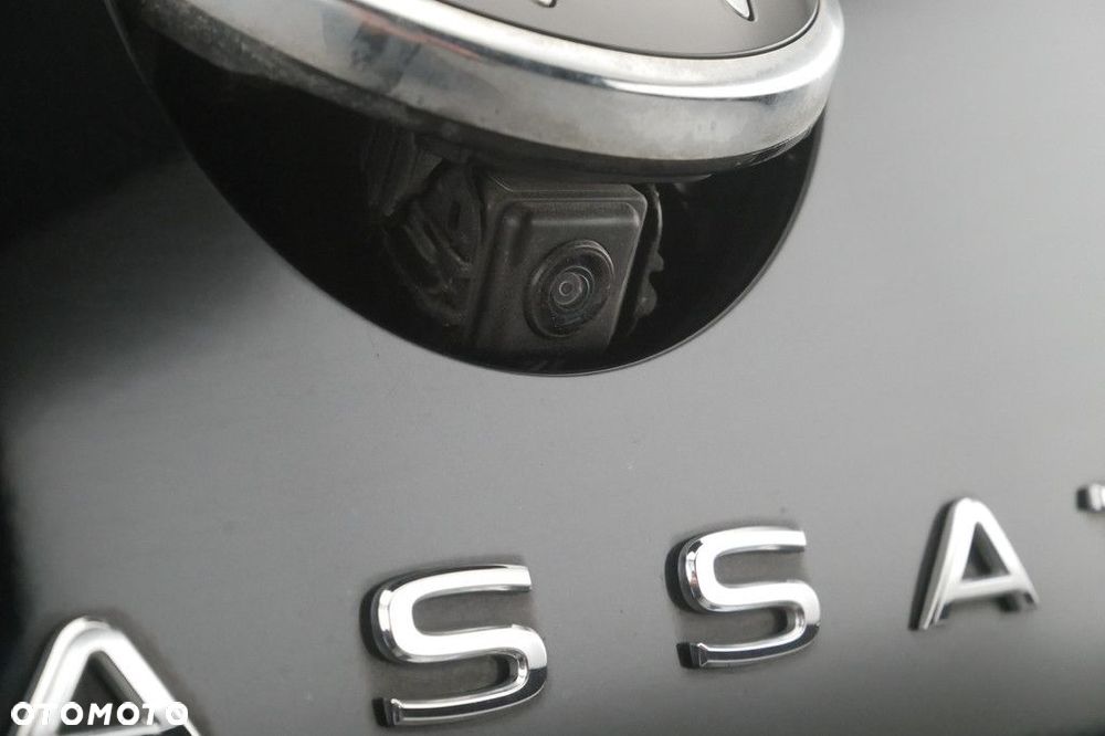 Volkswagen Passat - 19