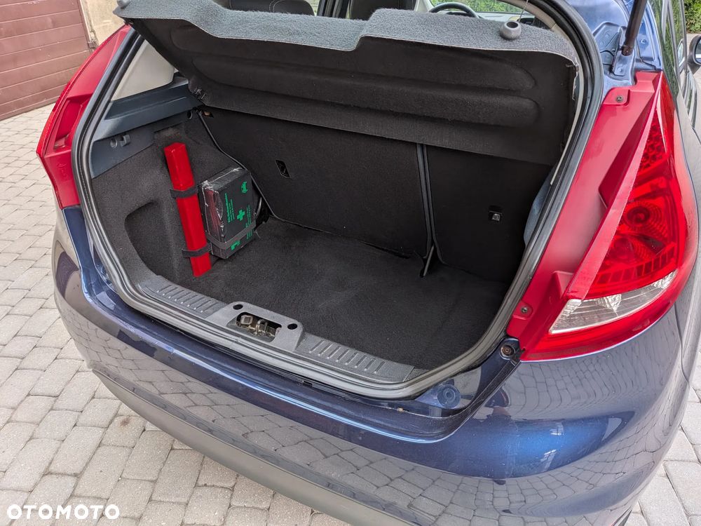 Ford Fiesta 1.25 Titanium EU5 - 20