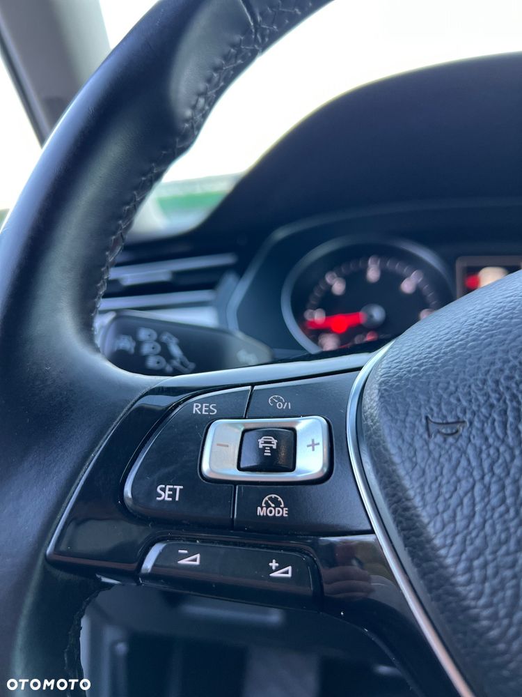 Volkswagen Passat 2.0 TDI BMT Highline DSG - 14