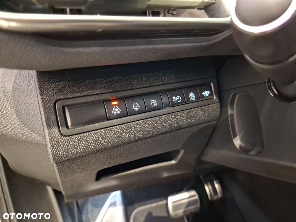Peugeot 3008 - 21