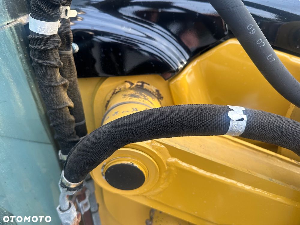 Caterpillar Cat 428 E - 9