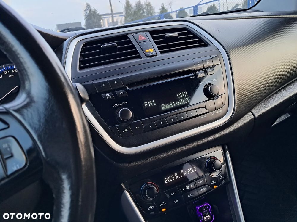 Suzuki SX4 S-Cross 1.6 Comfort - 30