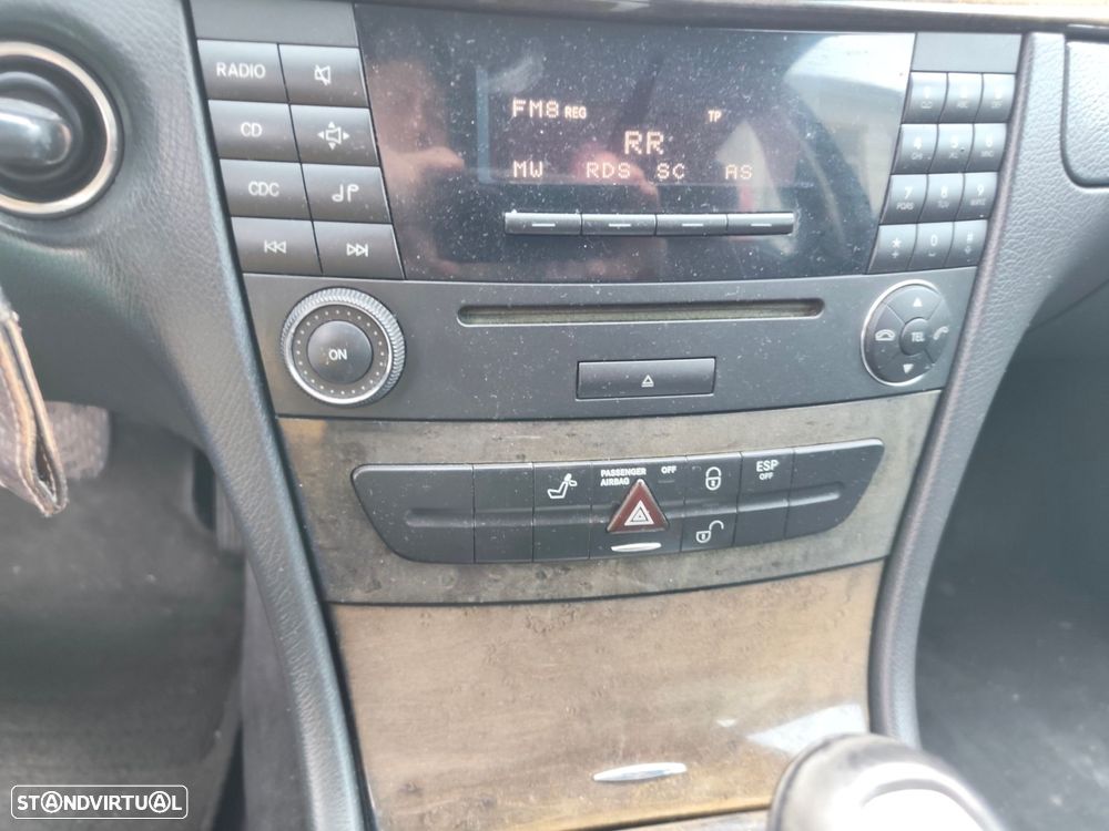 Mercedes-Benz E 220 CDI Avantgarde - 19