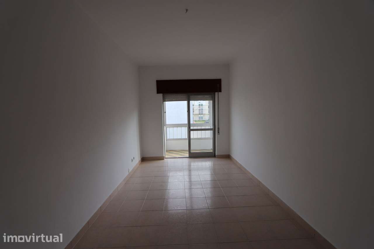 Apartamento em Moita, Moita - Grande imagem: 4/16