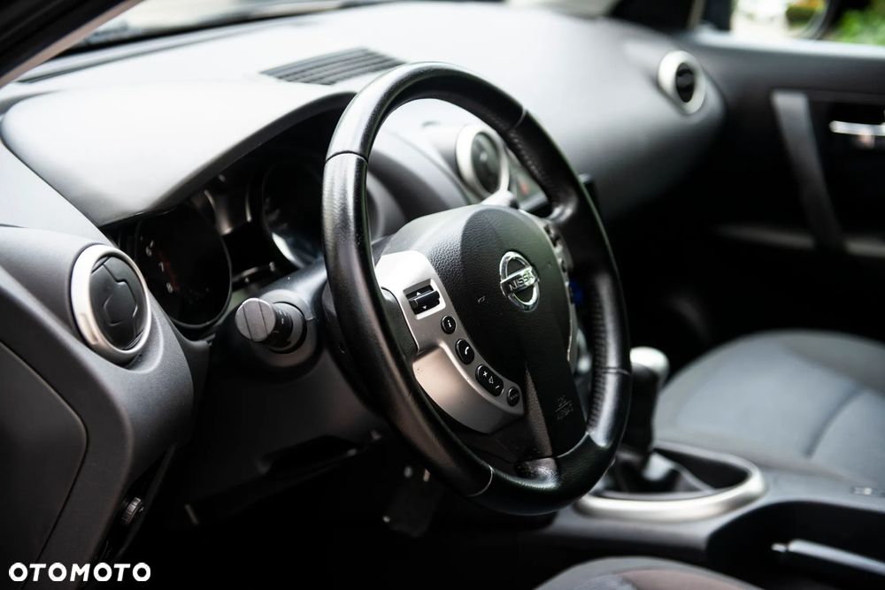 Nissan Qashqai 1.6 acenta - 17