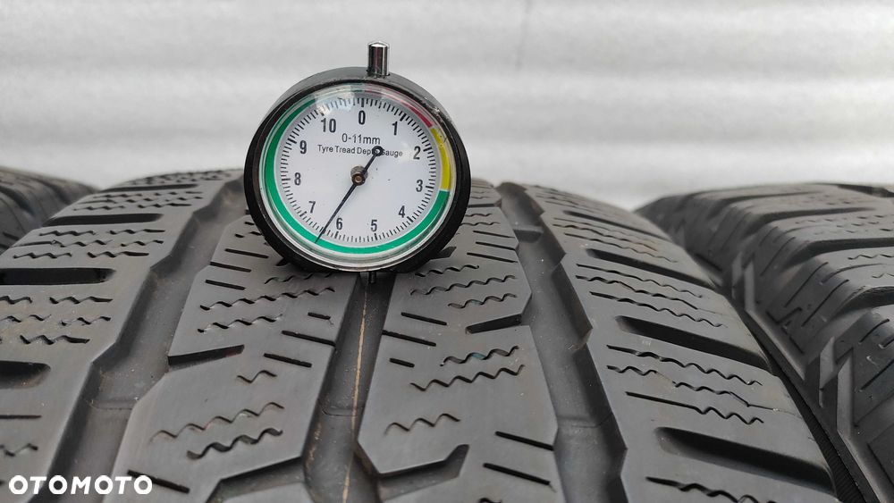 Opony Zimowe 225/60/16C Toyo 4szt 6mm - 5