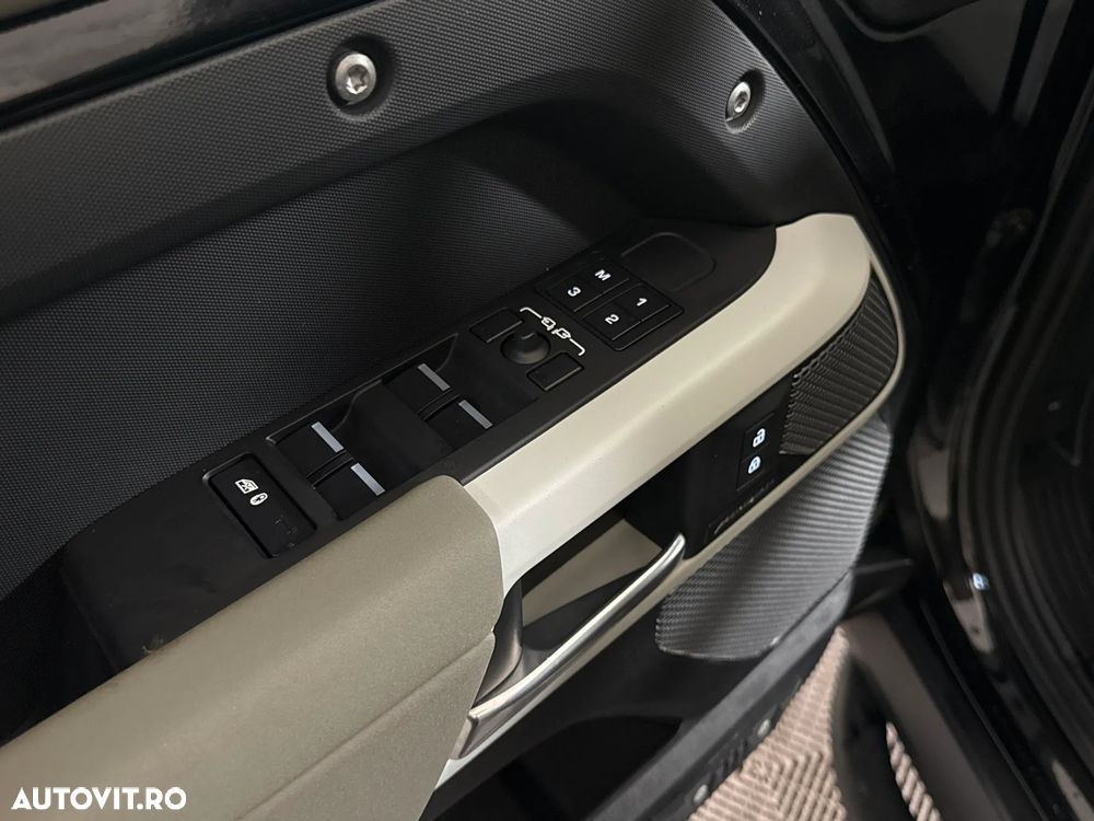 Land Rover Defender 110 3.0 P400 MHEV - 14