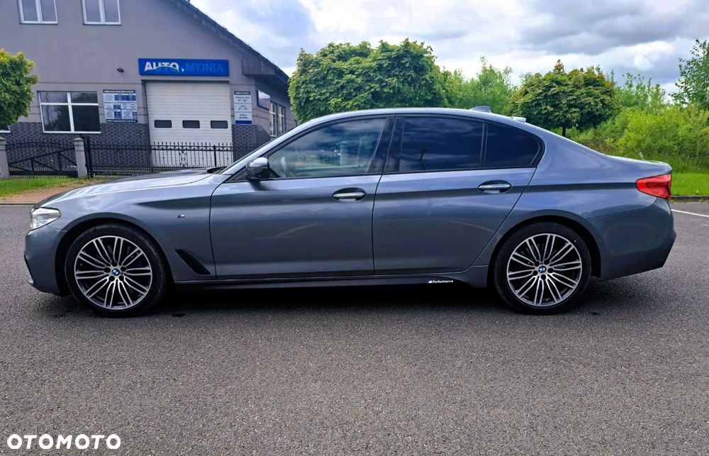 BMW Seria 5 540d xDrive - 7