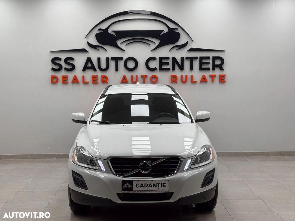 Volvo XC 60 D4 Momentum - 11