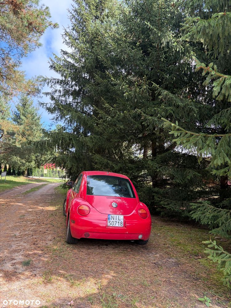 Volkswagen New Beetle - 3