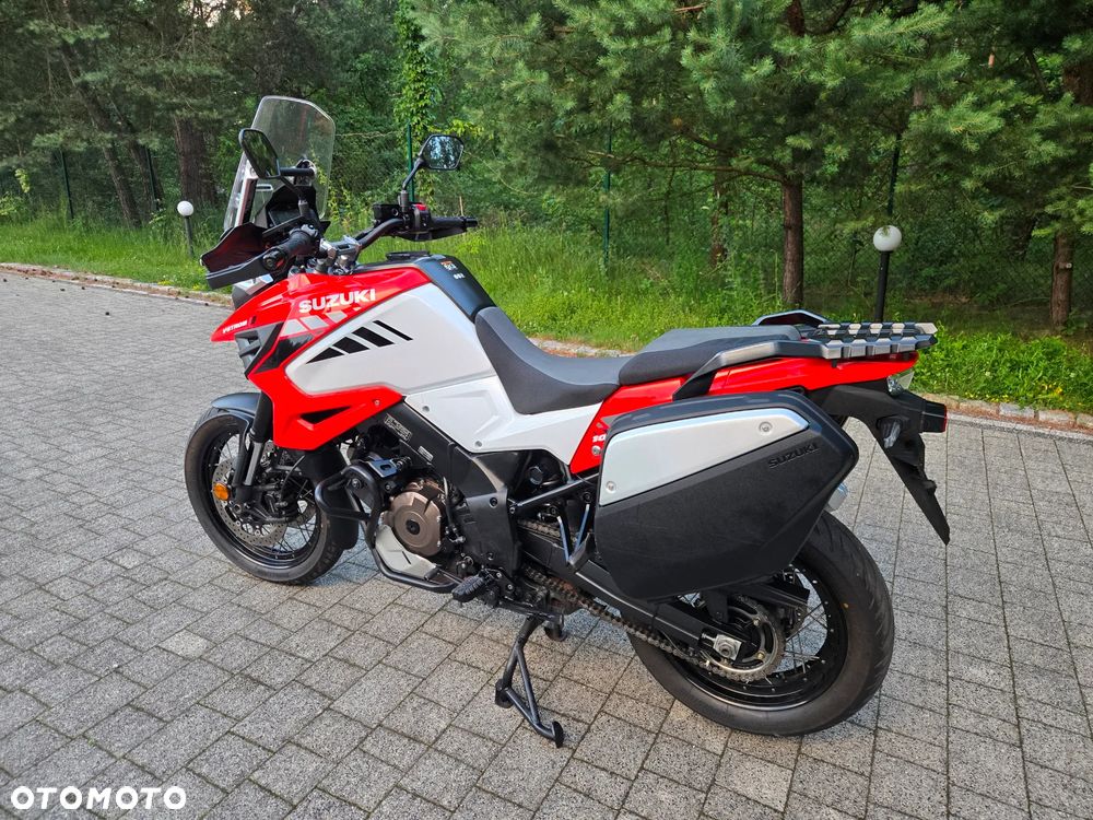 Suzuki V-STROM - 16