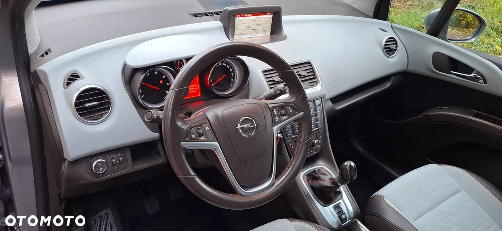 Opel Meriva - 24