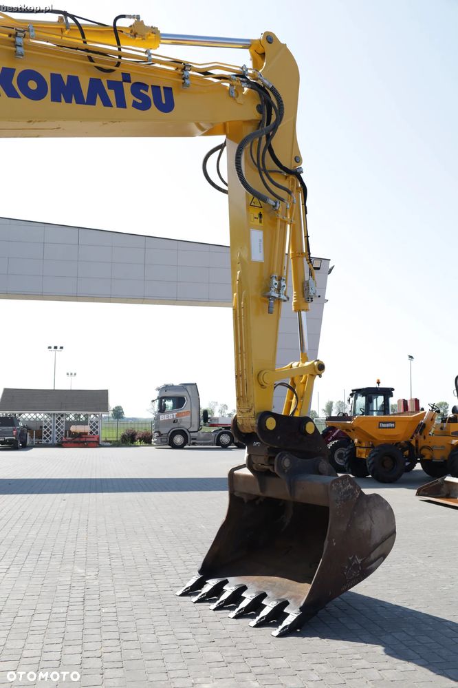 Komatsu PC210LC-11 - 14