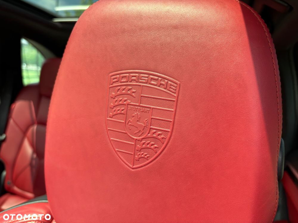 Porsche Cayenne Diesel Platinum Edition - 38