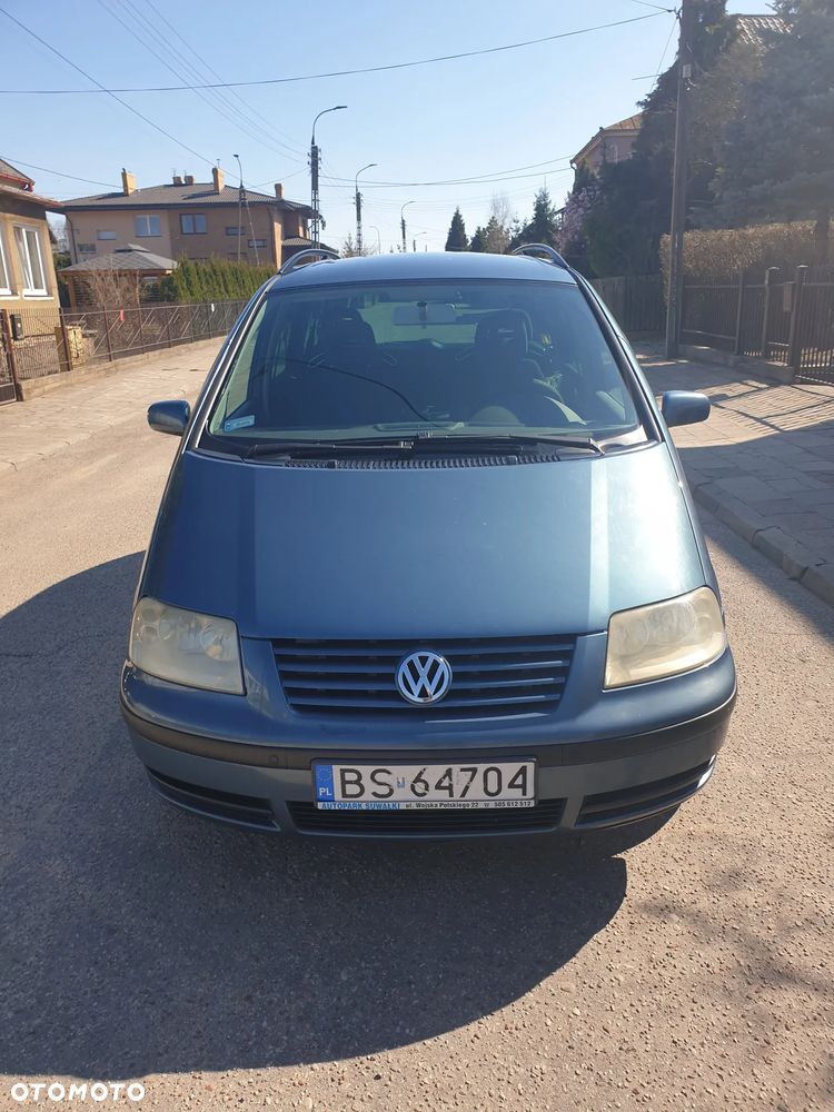 Volkswagen Sharan 1.9 TDI Automatik Highline - 3