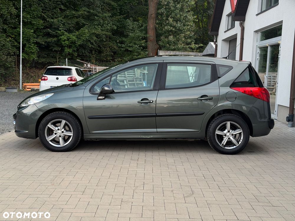 Peugeot 207 1.6 HDi Millesim 200 - 18