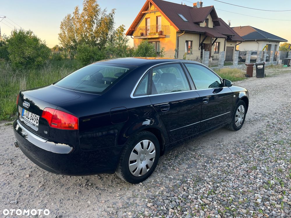 Audi A4 Limousine - 20