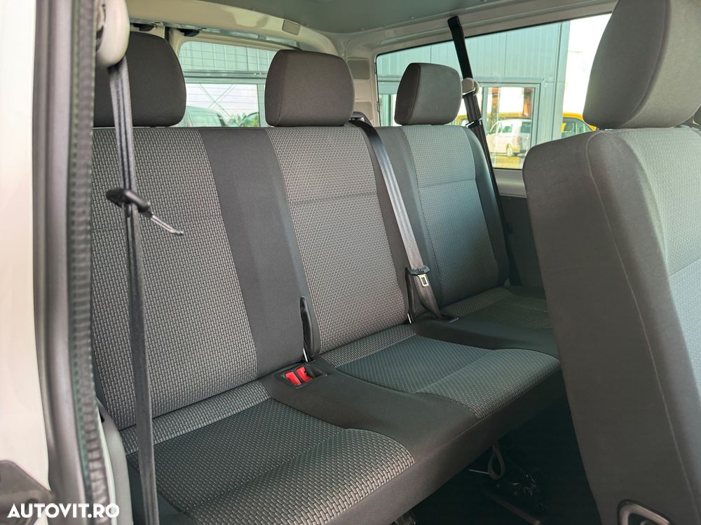 Volkswagen Transporter 2.0 110 kW LR Comfortline DSG - 18