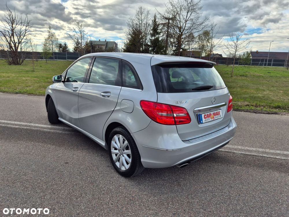 Mercedes-Benz Klasa B 180 CDI (BlueEFFICIENCY) 7G-DCT - 13