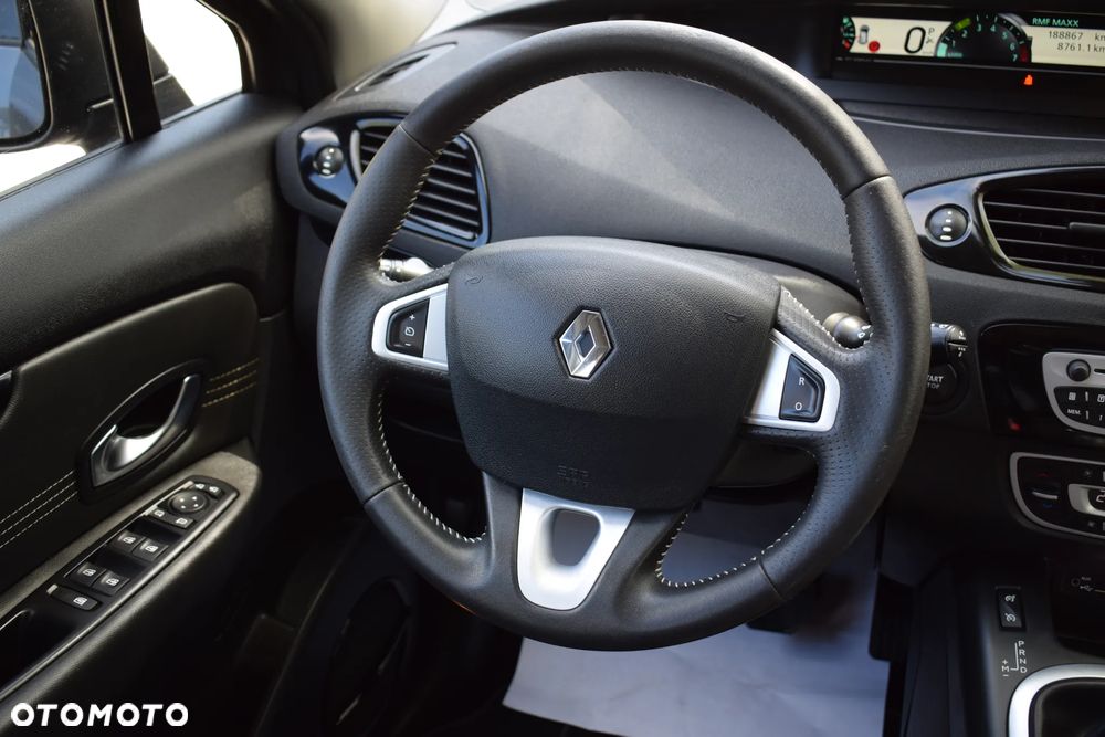 Renault Grand Scenic 2.0 16V 140 CVT Bose Edition - 31