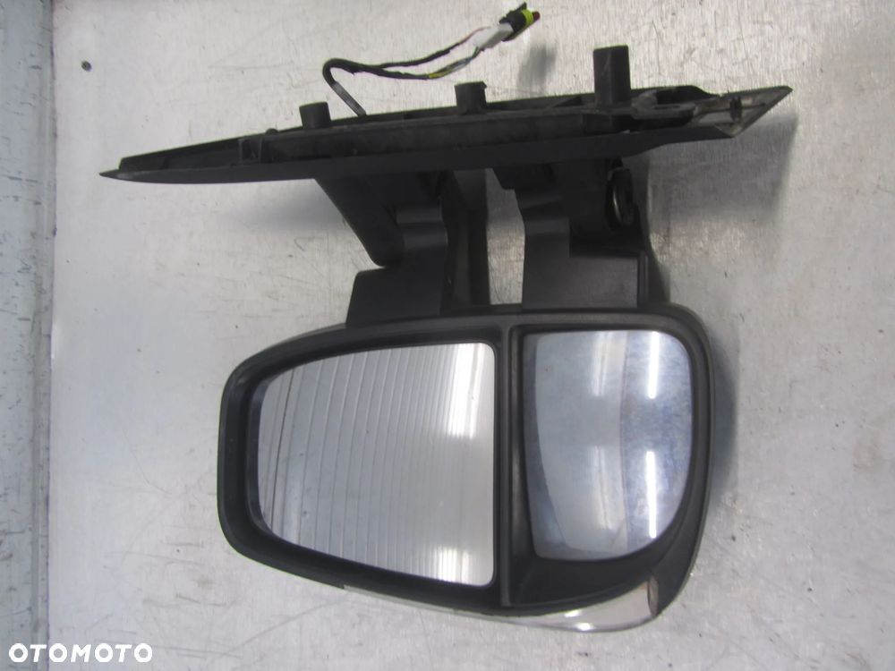 Lusterko Lewy Przód UK Iveco Daily 2014- - 1